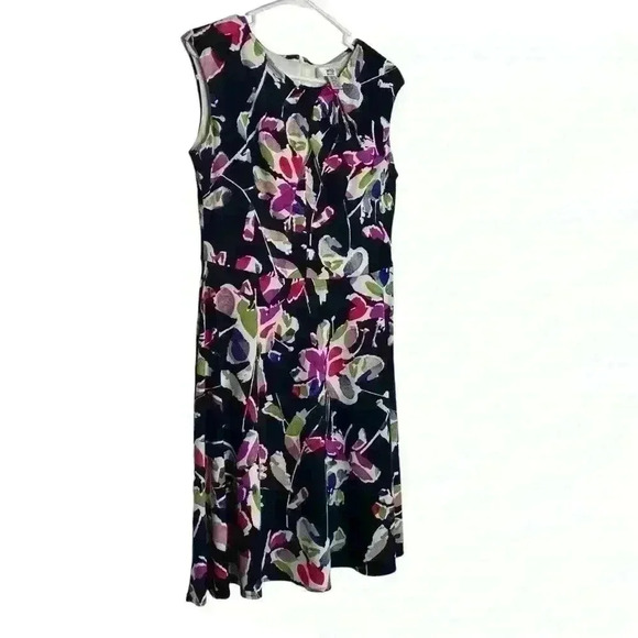 Wisp Stitch Fix Navy Floral Fit/Flare business/casual wash&wear comfy-size 10p - Picture 2 of 8
